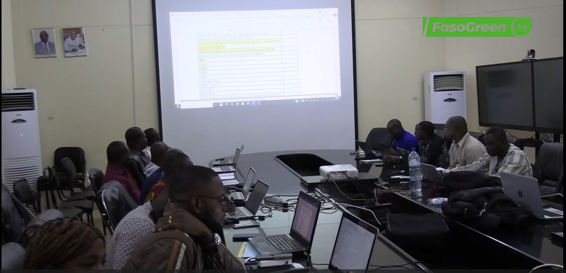 Annuaire et tableau de bord statistique du MEEA: un atelier de validation se tient les 07 et 08 Août 2025 1 CAP 2 1 Annuaire et tableau de bord statistique du MEEA: un atelier de validation se tient les 07 et 08 Août 2025