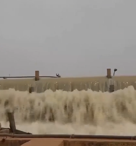 CAP1 1 Approvisionnement en eau potable : Le ministre d’État, ministre en charge de l’eau donne des instructions ferme