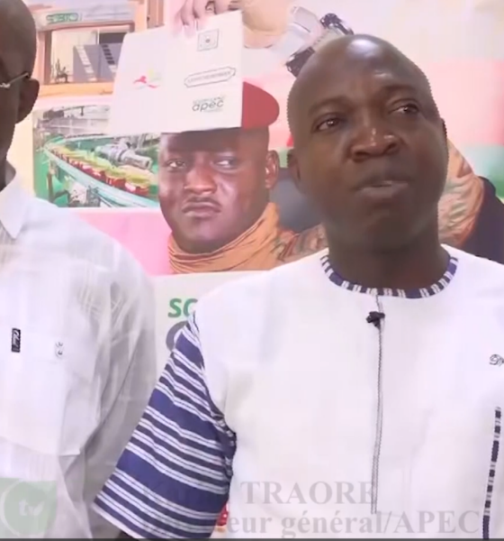 1 Souveraineté alimentaire : Le DG de l’APEC échange avec les travailleurs de la SOBTO