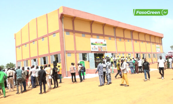 cap 0002 2 Transformation du riz au Burkina : Le Premier Ministre inaugure une rizerie à Bagré